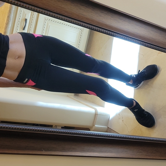 Victoria's Secret Pink black & hot pink leggings, XS - Picture 9 of 16